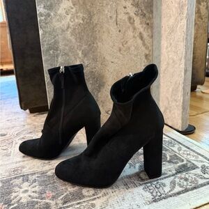 Steve Madden Black Heeled Boots with Chunky Heel